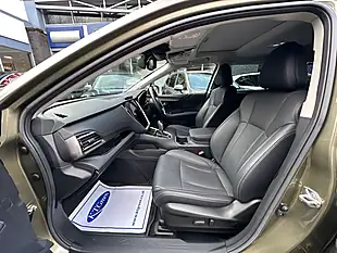 Used 2023 Subaru Outback Touring Autumn Green - Interior and Exterior details 11