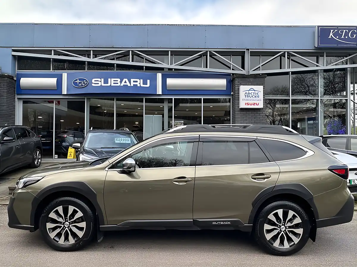 Used 2023 Subaru Outback Touring Autumn Green - Interior and Exterior details 2