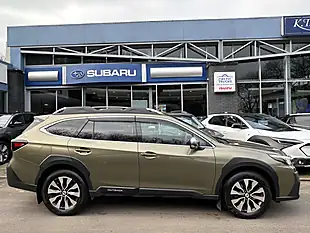 Used 2023 Subaru Outback Touring Autumn Green - Interior and Exterior details 5