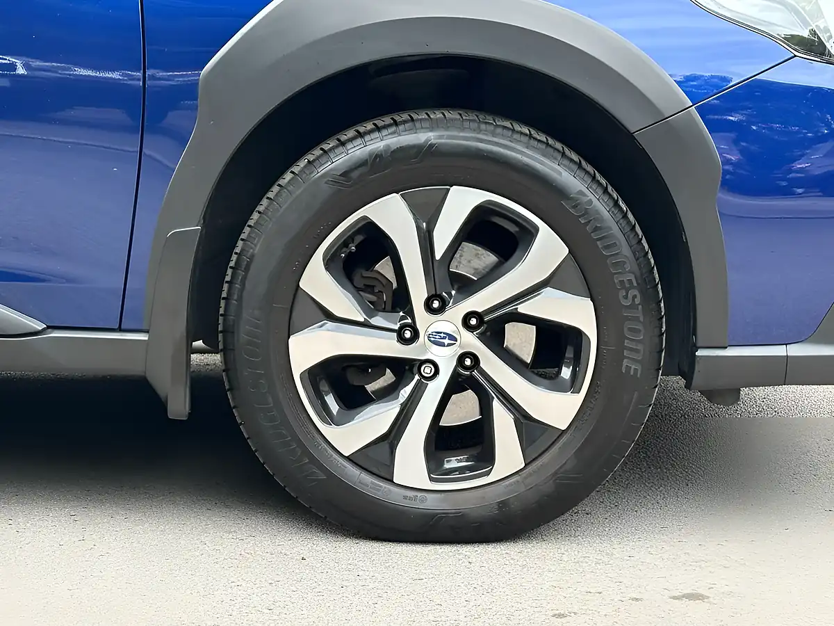 Used 2023 Subaru Outback Touring Sapphire Blue - Interior and Exterior details 20