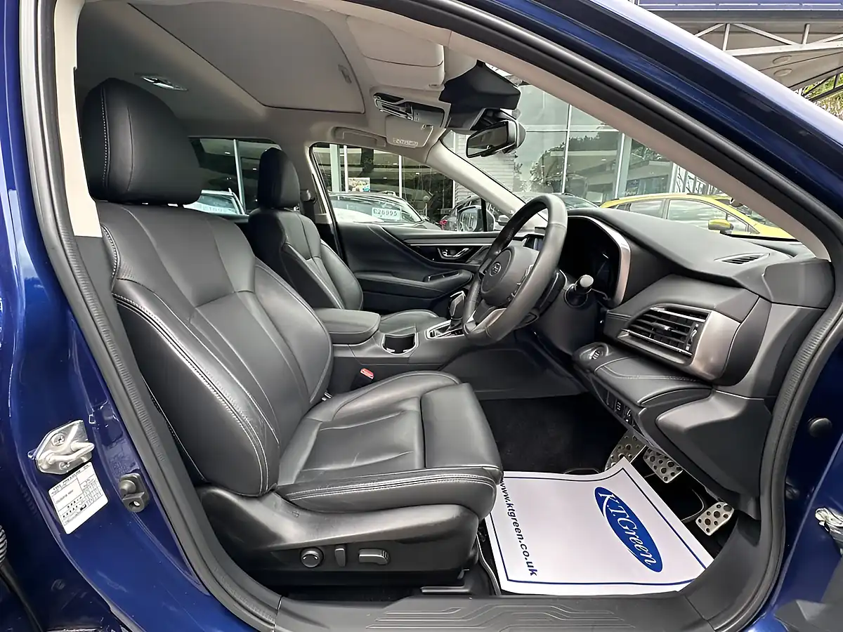 Used 2023 Subaru Outback Touring Sapphire Blue - Interior and Exterior details 7