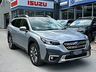 Used 2023 Subaru Outback Touring Silver - Interior and Exterior details 16