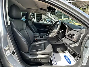 Used 2023 Subaru Outback Touring Silver - Interior and Exterior details 7