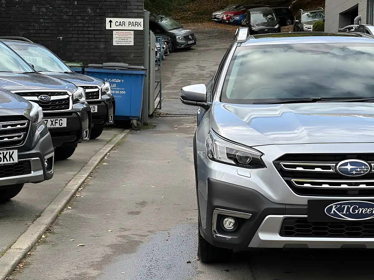 Used 2023 Subaru Outback Touring Silver - Interior and Exterior details 17