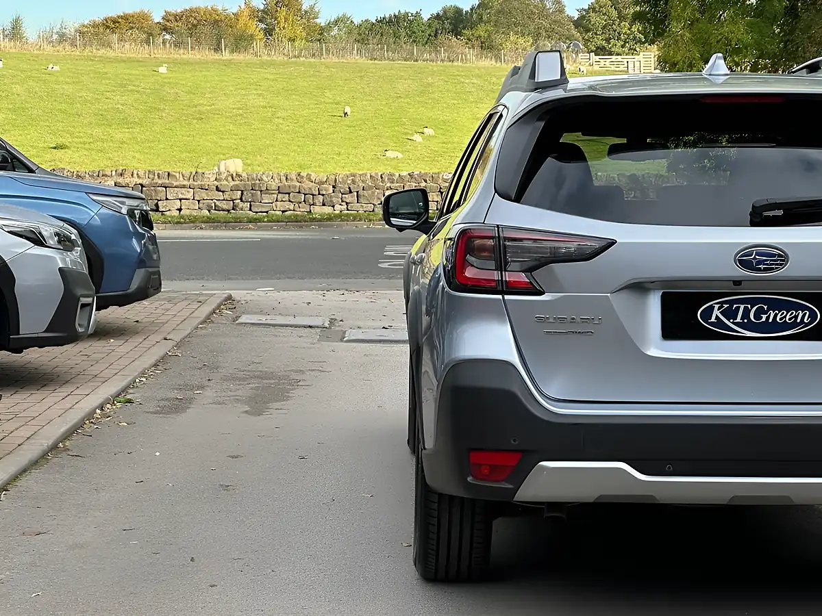Used 2023 Subaru Outback Touring Silver - Interior and Exterior details 19