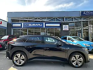 Used 2023 Subaru Solterra Touring Black - Interior and Exterior details 5