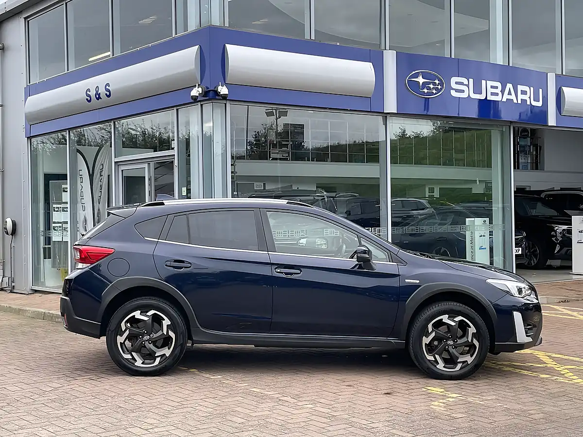 Used 2023 Subaru Xv Se Blue - Interior and Exterior details 3