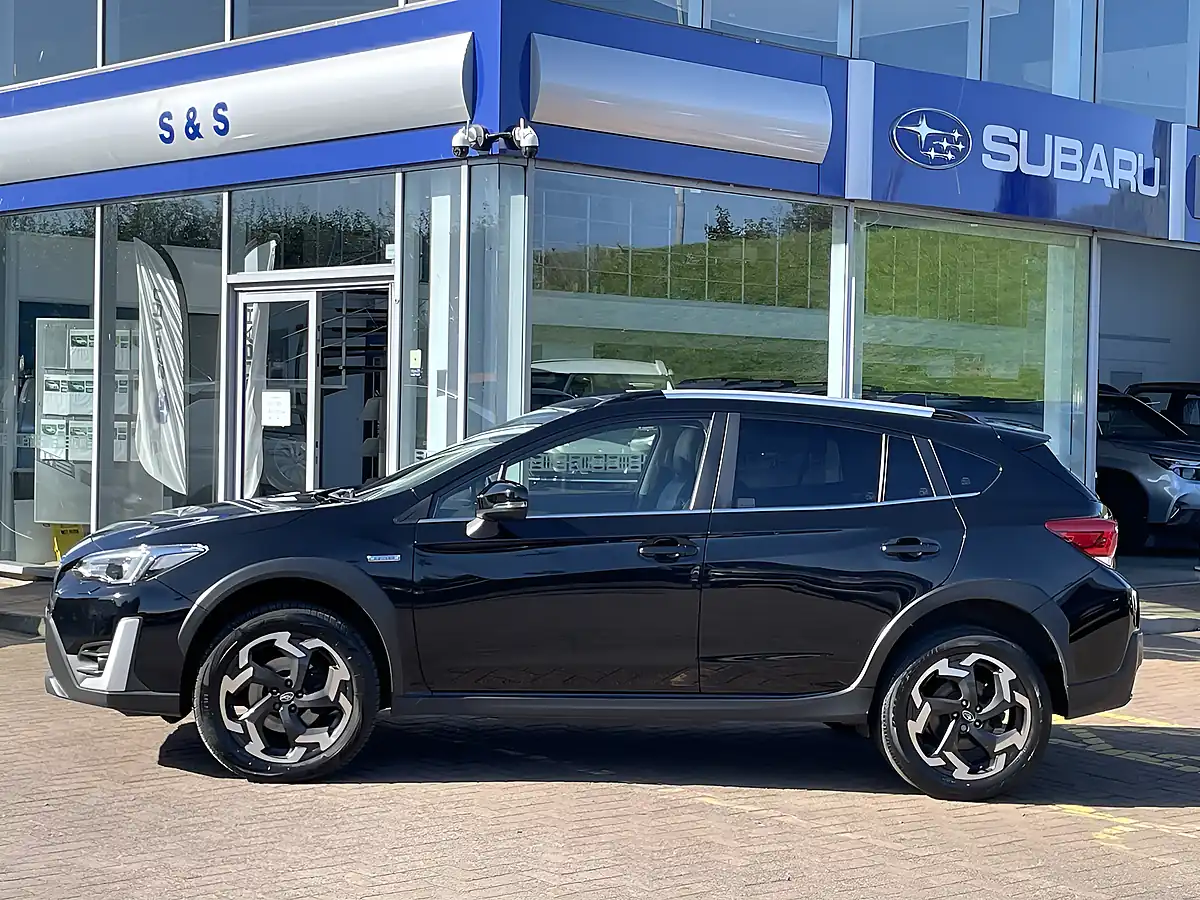 Used 2023 Subaru Xv Se Premium Black - Interior and Exterior details 7