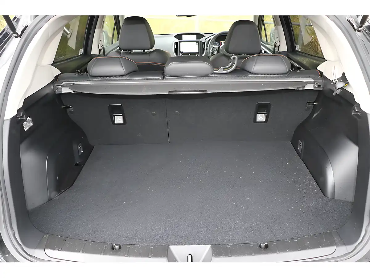 Used 2023 Subaru Xv Se Premium Crystal Black - Interior and Exterior details 17