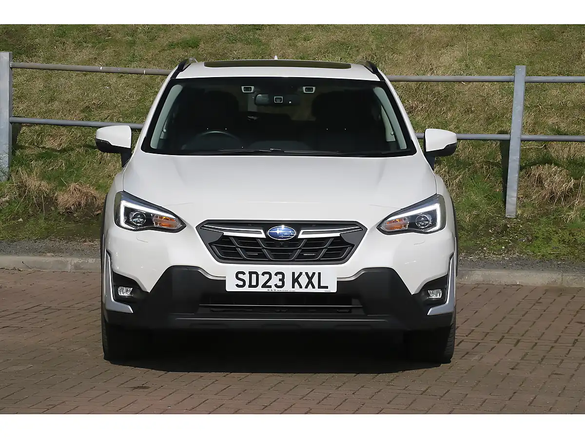 Used 2023 Subaru Xv Se Premium Crystal White - Interior and Exterior details 3