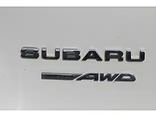 Used 2023 Subaru Xv Se Premium Crystal White - Interior and Exterior details 7