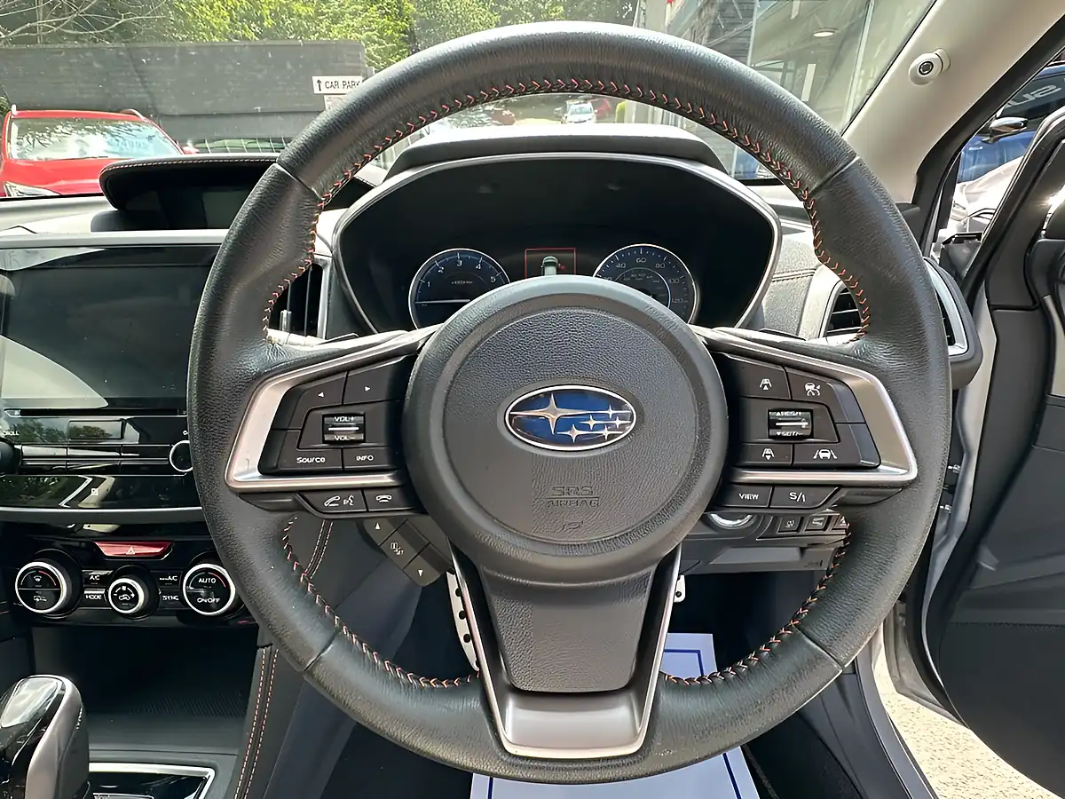 Used 2023 Subaru Xv Se Premium Ice Silver - Interior and Exterior details 11