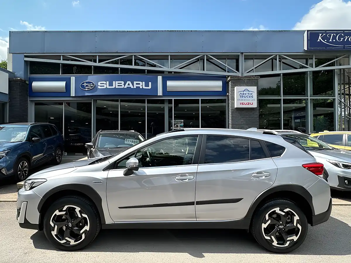 Used 2023 Subaru Xv Se Premium Ice Silver - Interior and Exterior details 2