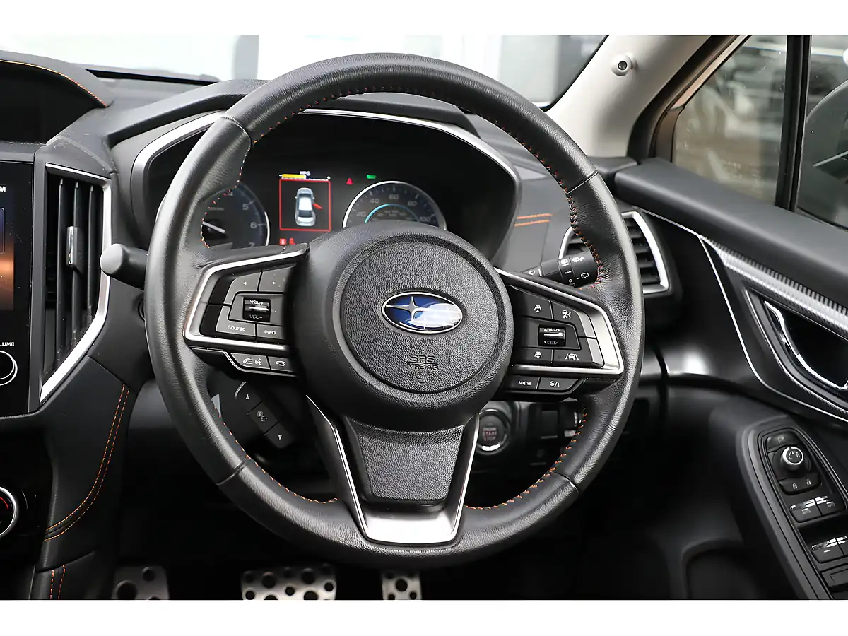 Used 2023 Subaru Xv Se Silver - Interior and Exterior details 11