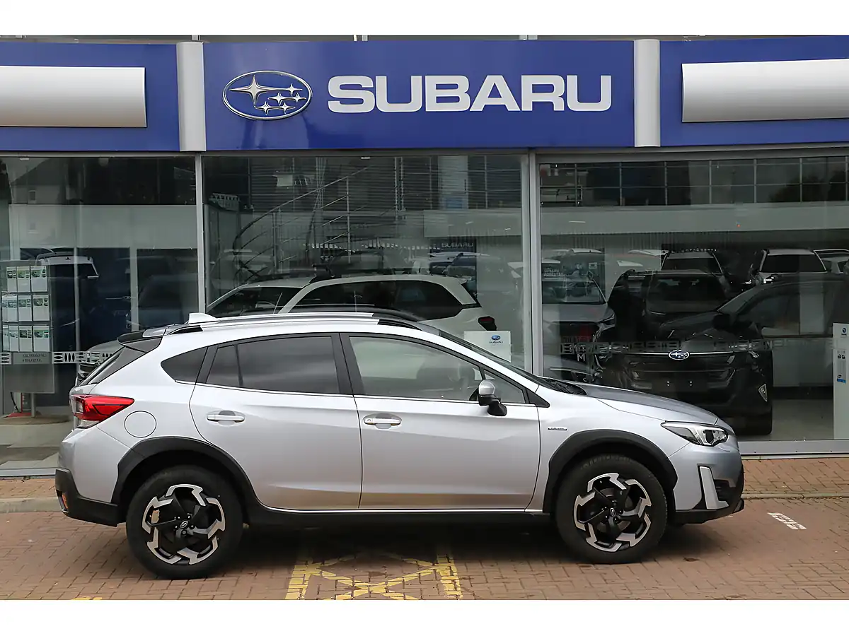 Used 2023 Subaru Xv Se Silver - Interior and Exterior details 2