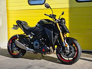 Used 2023 Suzuki GSX-S1000 Black - Interior and Exterior details 3