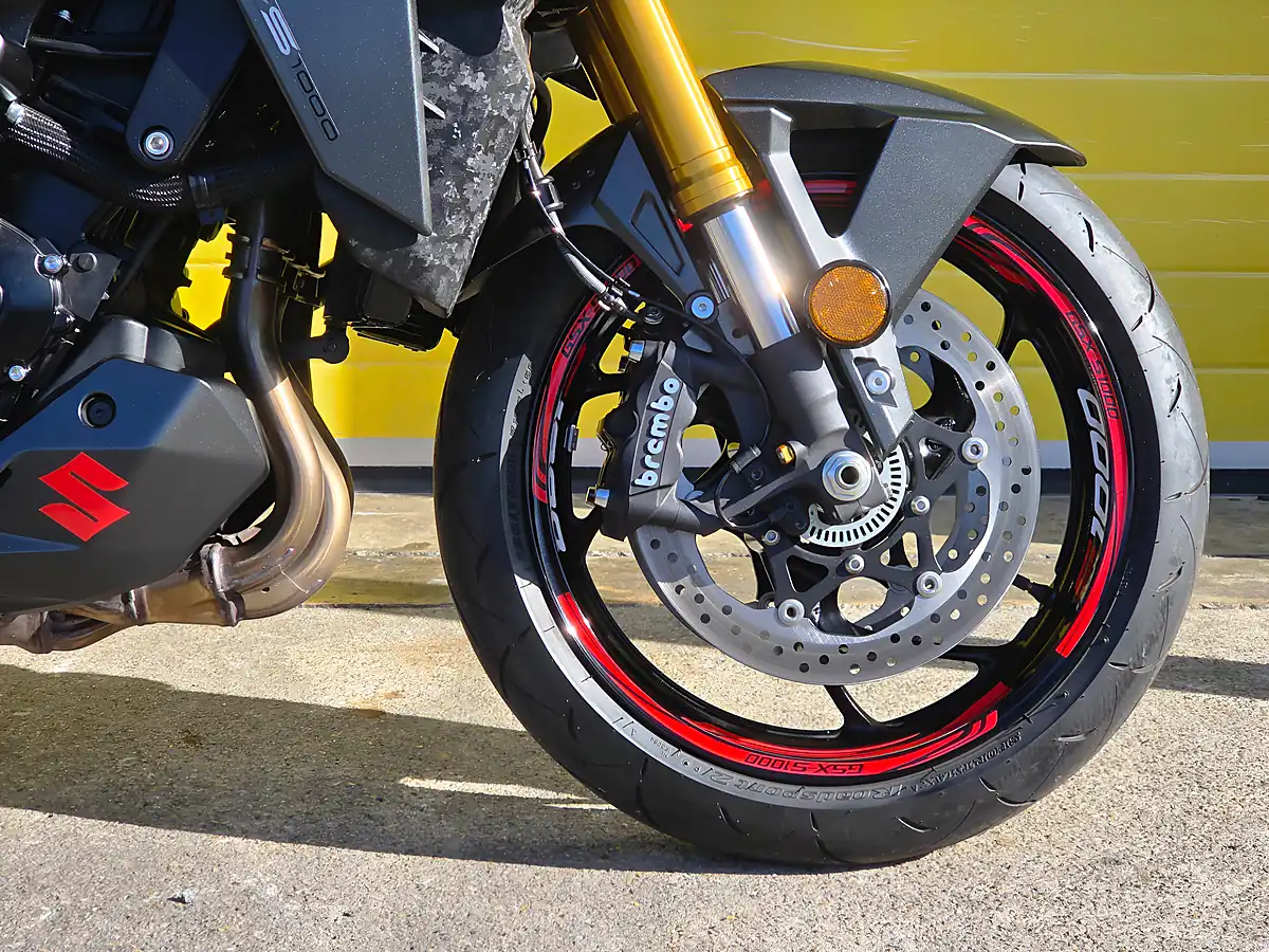 Used 2023 Suzuki GSX-S1000 Black - Interior and Exterior details 7