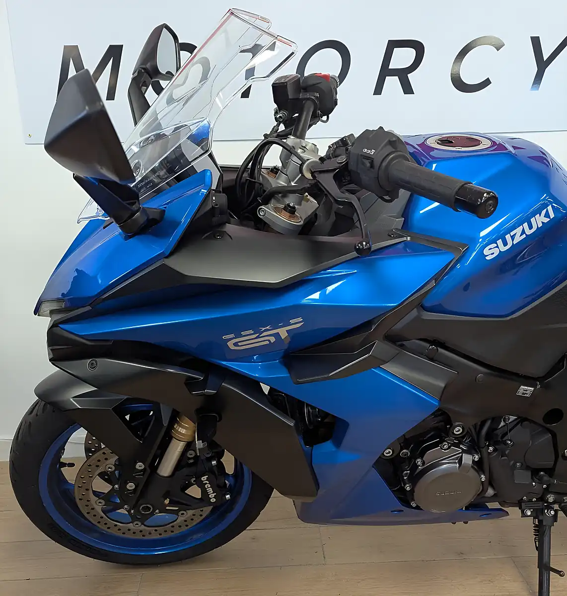 Used 2023 Suzuki GSX-S1000GT + Blue - Interior and Exterior details 9