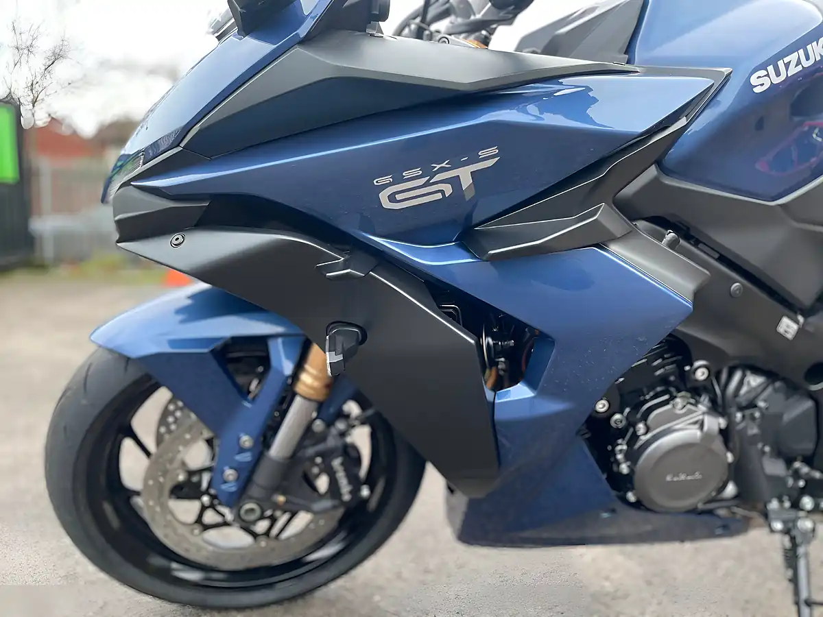 Used 2023 Suzuki GSX-S1000GT Blue Metallic - Interior and Exterior details 12