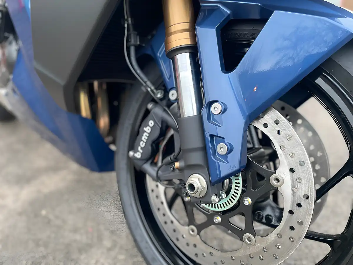 Used 2023 Suzuki GSX-S1000GT Blue Metallic - Interior and Exterior details 7