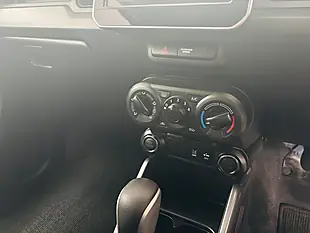 Used 2023 Suzuki Ignis Sz-T Red - Interior and Exterior details 19