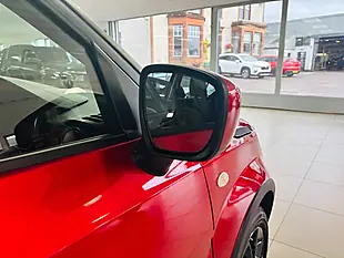 Used 2023 Suzuki Ignis Sz-T Red - Interior and Exterior details 6