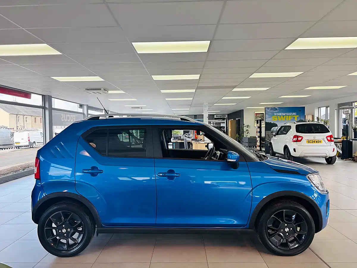 Used 2023 Suzuki Ignis SZ5 Blue - Interior and Exterior details 8