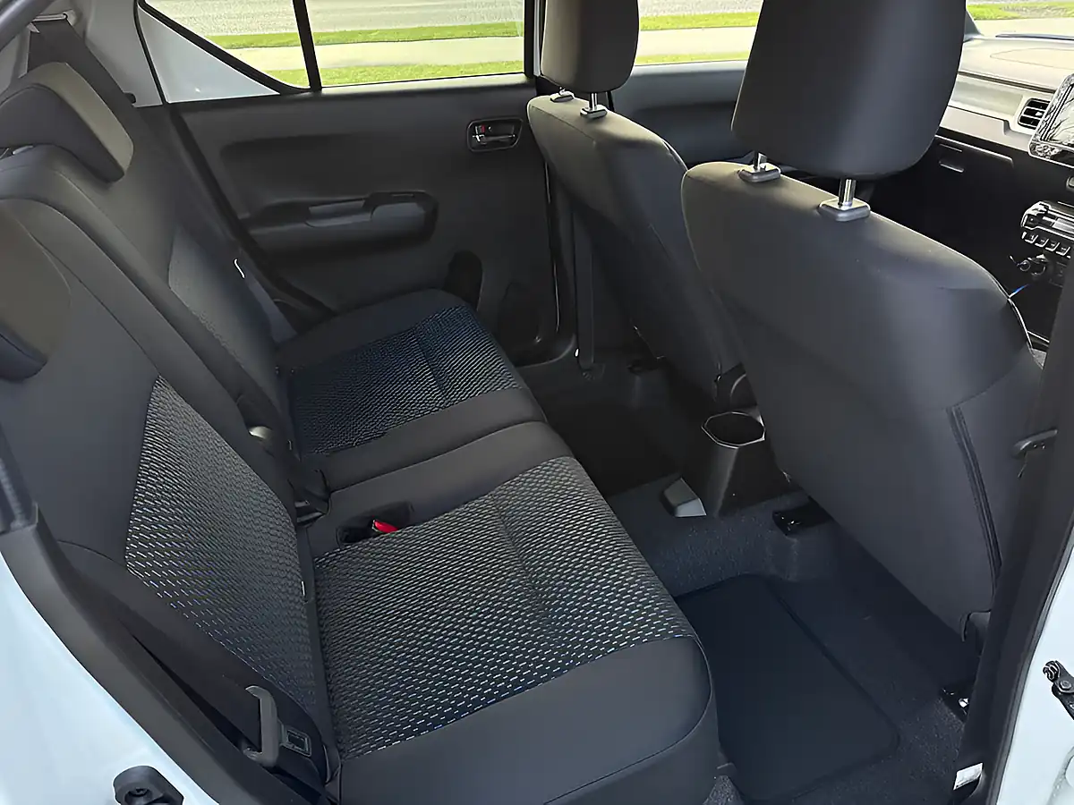 Used 2023 Suzuki Ignis SZ5 White - Interior and Exterior details 13
