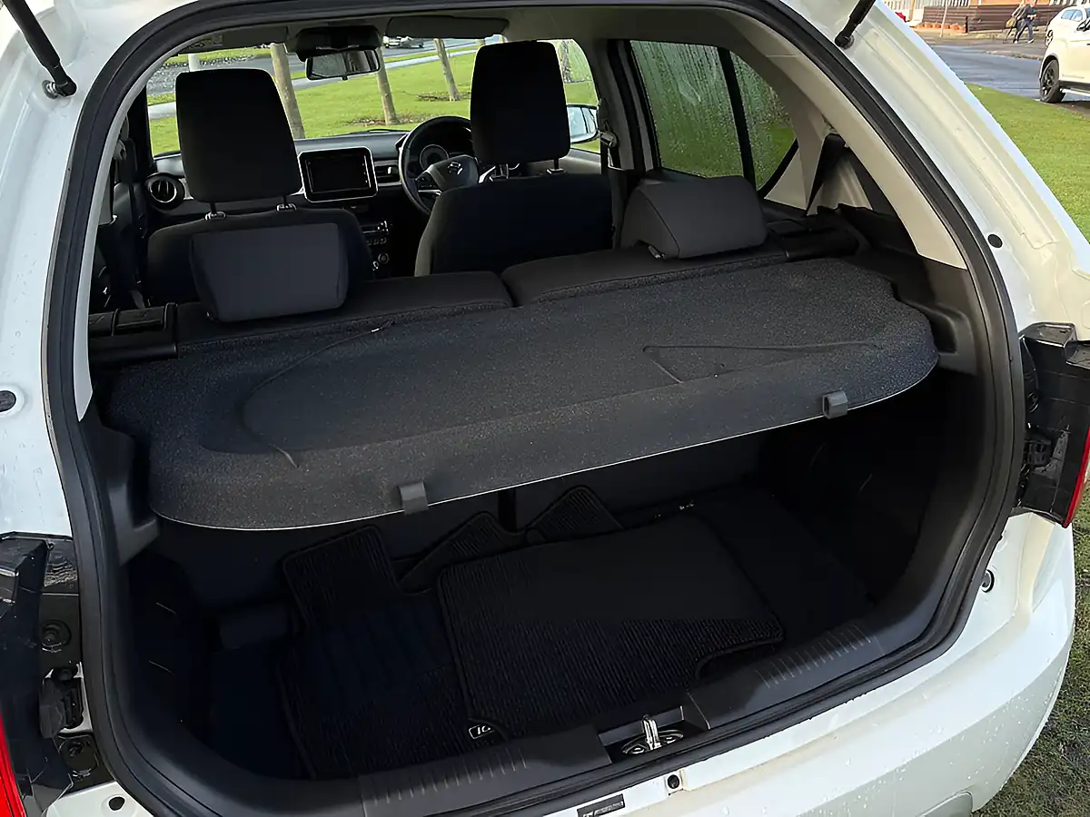 Used 2023 Suzuki Ignis SZ5 White - Interior and Exterior details 14