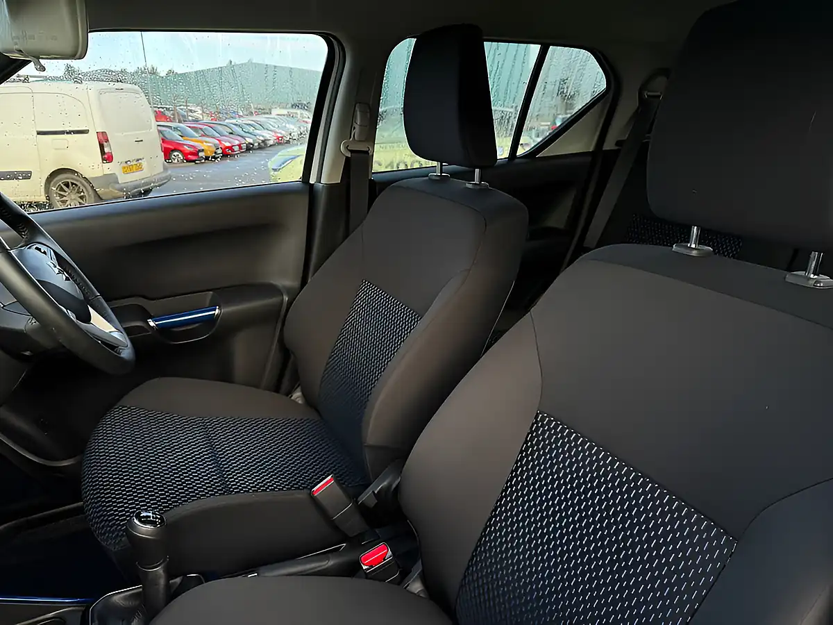 Used 2023 Suzuki Ignis SZ5 White - Interior and Exterior details 16