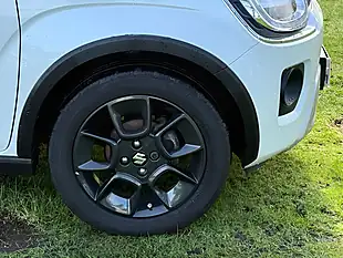 Used 2023 Suzuki Ignis SZ5 White - Interior and Exterior details 8
