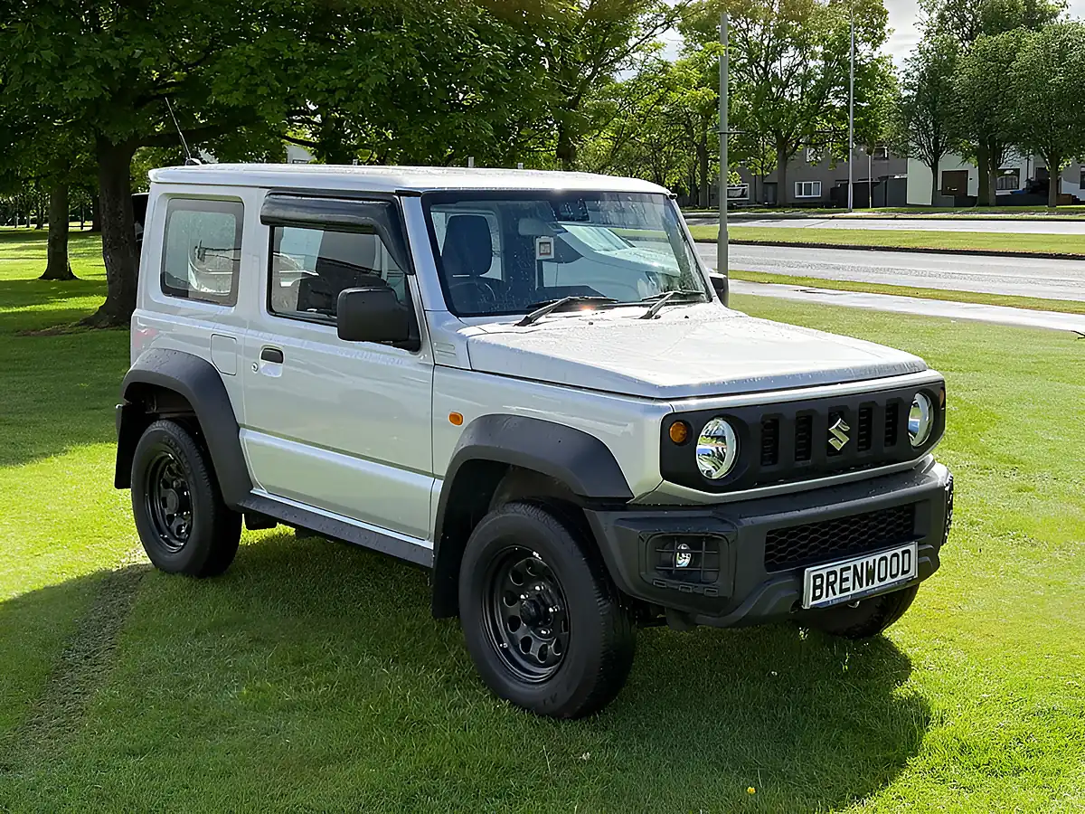 Used 2023 Suzuki Jimny Lcv Allgrip Silver - Front View