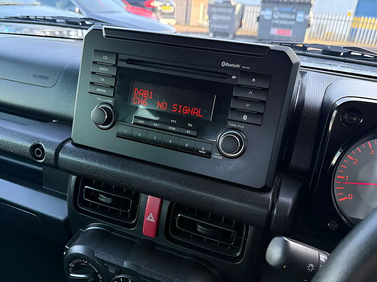 Used 2023 Suzuki Jimny Lcv Allgrip Silver - Interior and Exterior details 20