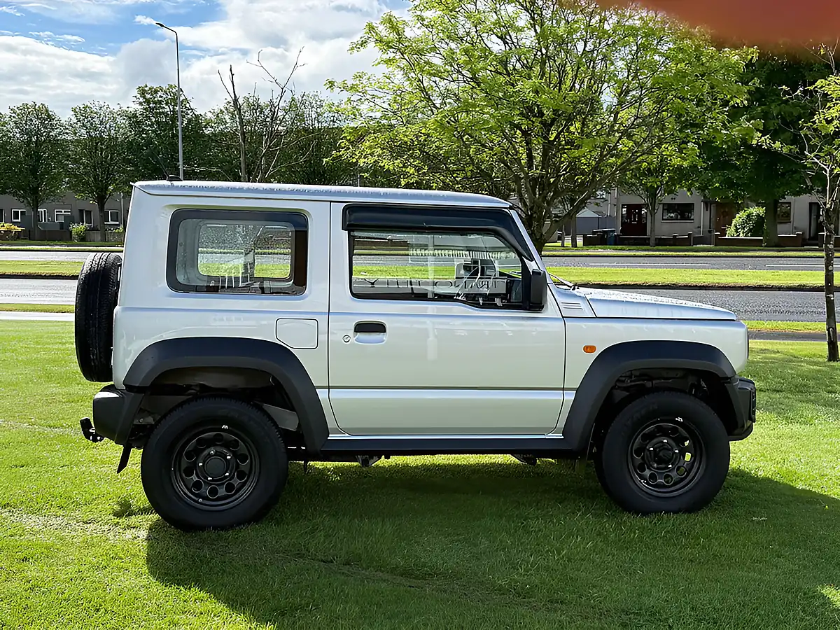 Used 2023 Suzuki Jimny Lcv Allgrip Silver - Interior and Exterior details 7