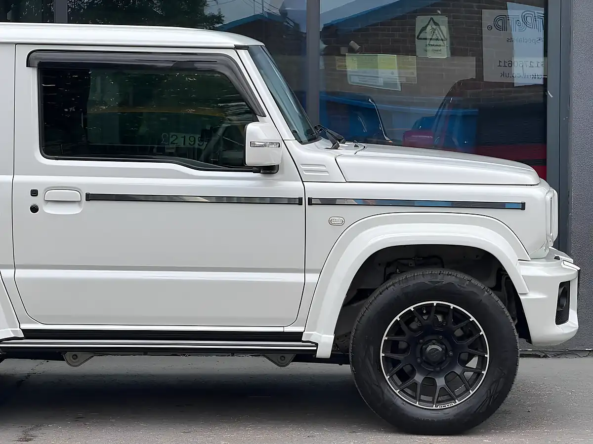 Used 2023 Suzuki Jimny SZ5 White - Interior and Exterior details 7