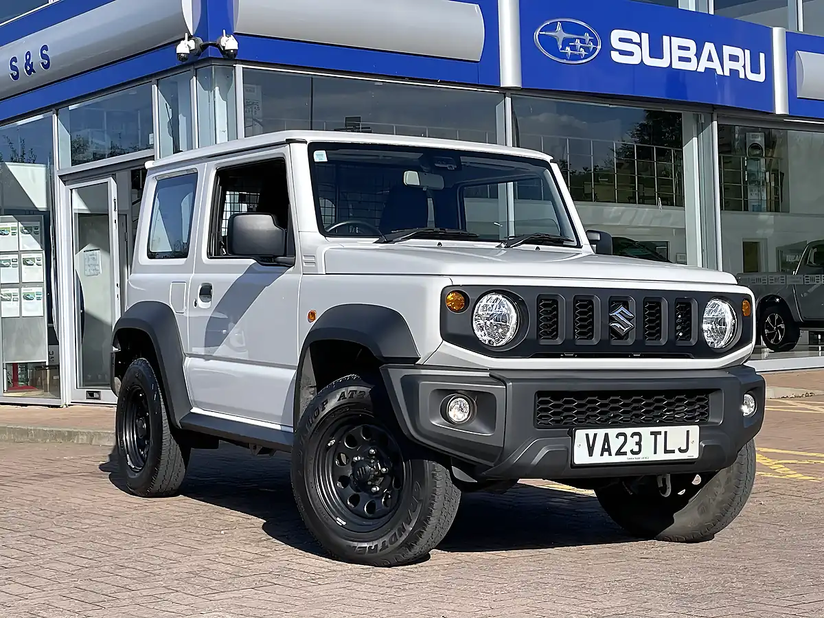 Used 2023 Suzuki Jimny White - Front View