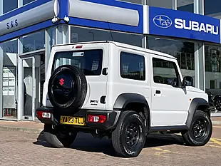 Used 2023 Suzuki Jimny White - Interior and Exterior details 5