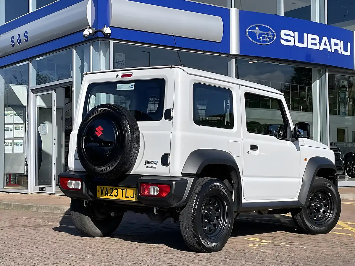 Used 2023 Suzuki Jimny White - Interior and Exterior details 5