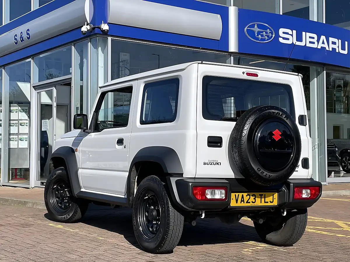 Used 2023 Suzuki Jimny White - Interior and Exterior details 7