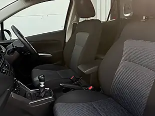 Used 2023 Suzuki S-Cross Motion Blue - Interior and Exterior details 15