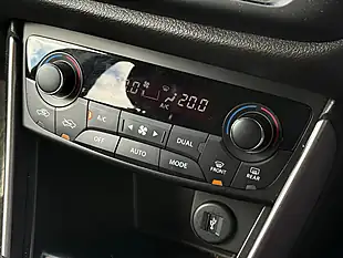 Used 2023 Suzuki S-Cross Motion Blue - Interior and Exterior details 18
