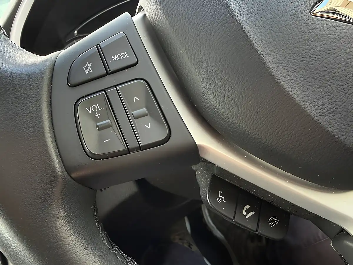 Used 2023 Suzuki S-Cross Motion Blue - Interior and Exterior details 19