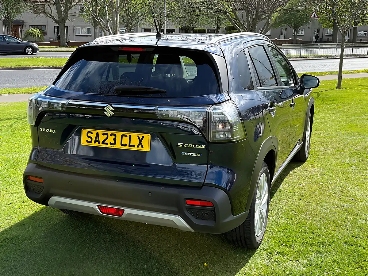 Used 2023 Suzuki S-Cross Motion Blue - Interior and Exterior details 6