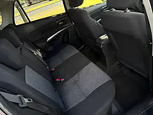 Used 2023 Suzuki S-Cross Motion Blue - Interior and Exterior details 11