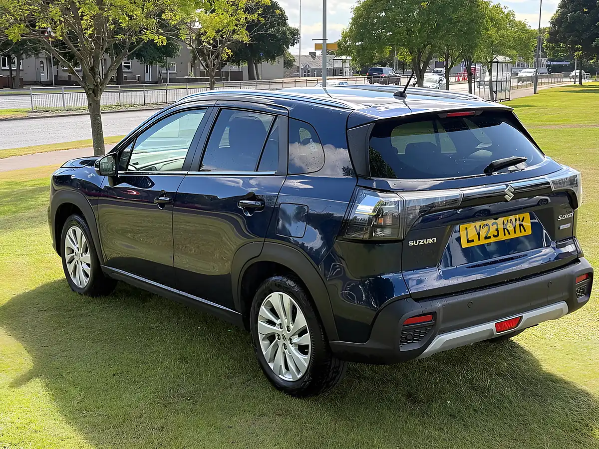 Used 2023 Suzuki S-Cross Motion Blue - Interior and Exterior details 4