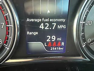 Used 2023 Suzuki S-Cross Motion Blue - Interior and Exterior details 5