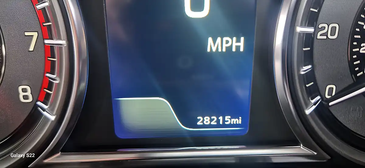 Used 2023 Suzuki S-Cross Motion Red - Interior and Exterior details 13