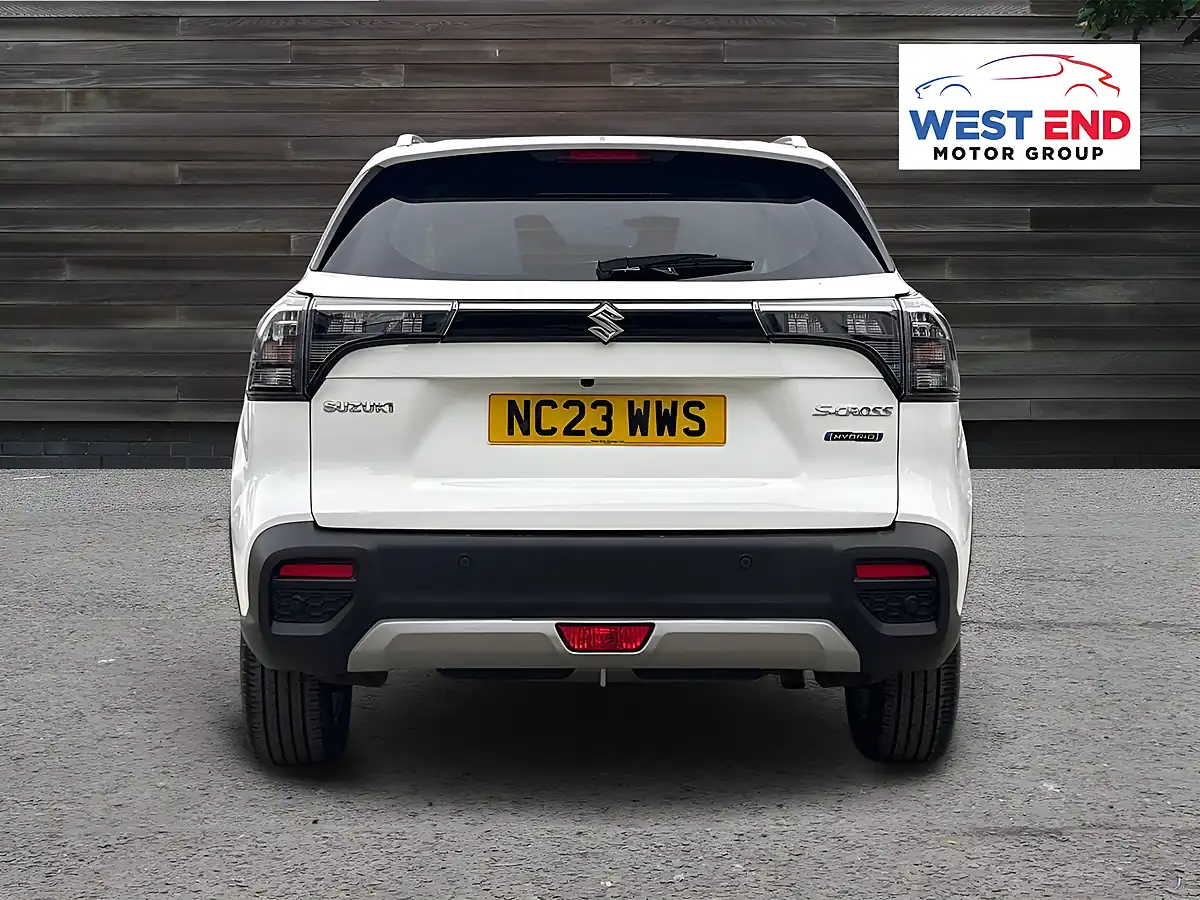 Used 2023 Suzuki S-Cross Motion White - Interior and Exterior details 4