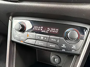 Used 2023 Suzuki S-Cross Motion White - Interior and Exterior details 11