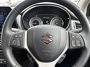 Used 2023 Suzuki S-Cross Motion White - Interior and Exterior details 15